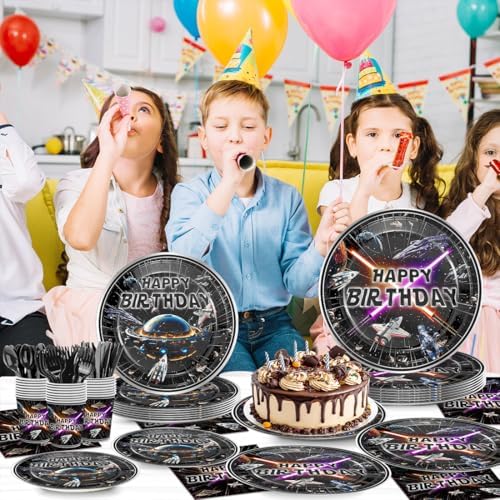 Star Party Decor Set for 24 Guests