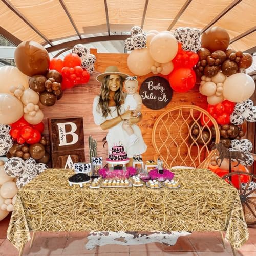 4 Pack Western Party Tablecloths with Paisley Design